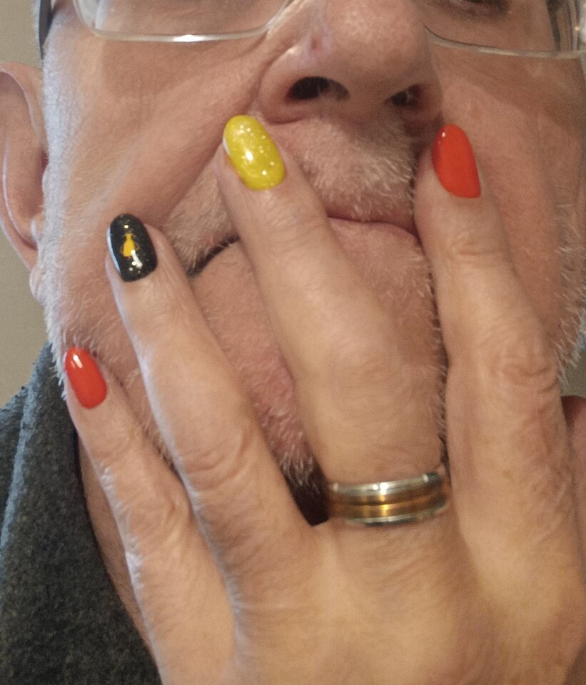 Damski facet z nowymi kolorkami 💅👄👍 - Gregorja