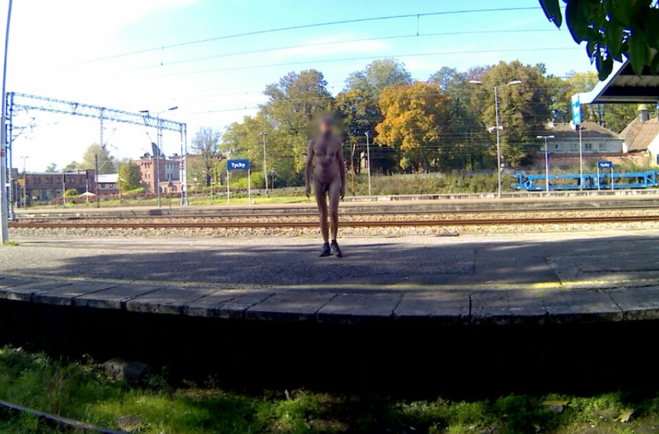_113107A.mp4_snapshot_00.37.201.jpg - Krzysztof_cfnm