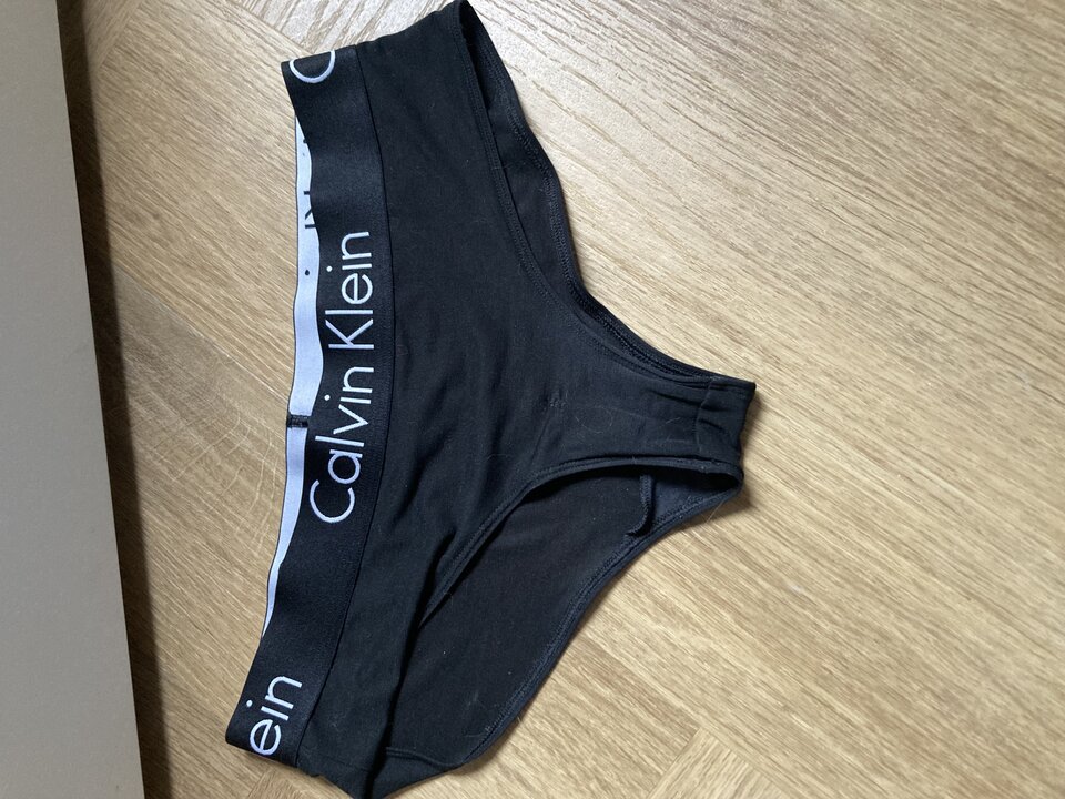 Kto chce zobaczyć jak je ubrudziłam?  - Veronicataurusx