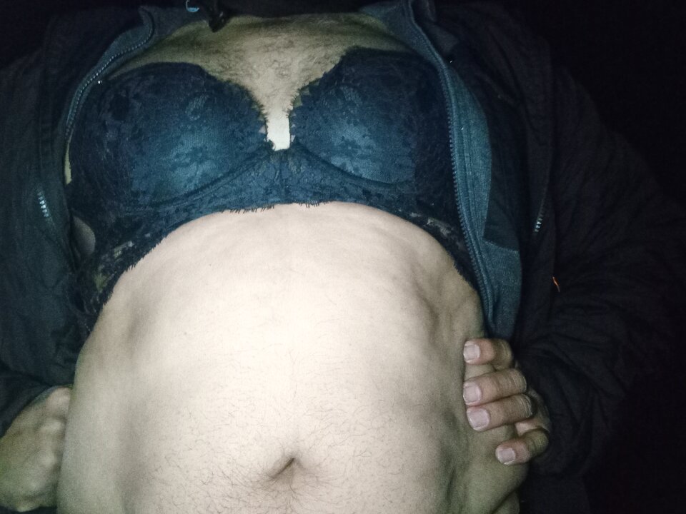 1000063638.jpg - lickemydick