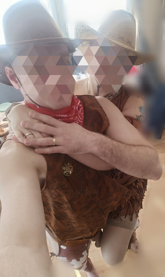 Świętujemy wcześniej 🔥🔥😈😈 - misiaaczki8586