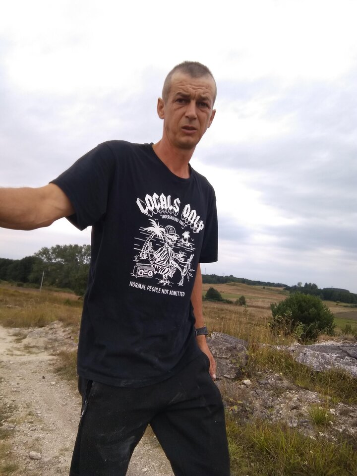 0faf2981-5d4c-410e-ad85-5fca28fcfa69-1_all_1444.jpg - Wszolek