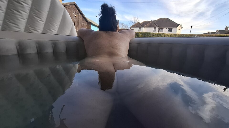 Poranek w jacuzzi - Pio_Go