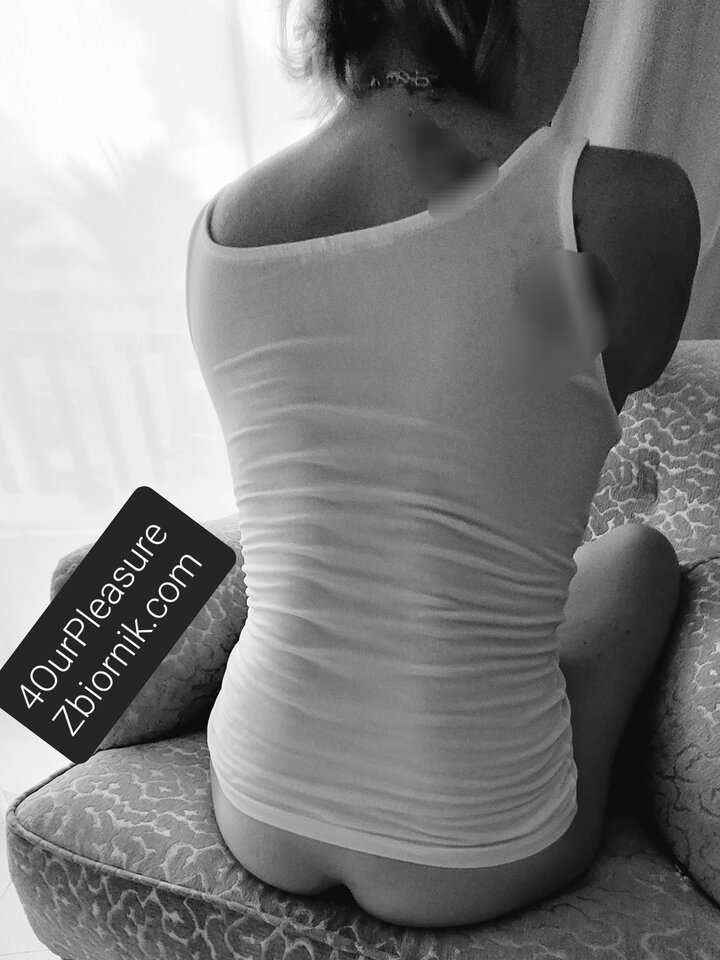 20250309_220540.jpg - 4OurPleasure