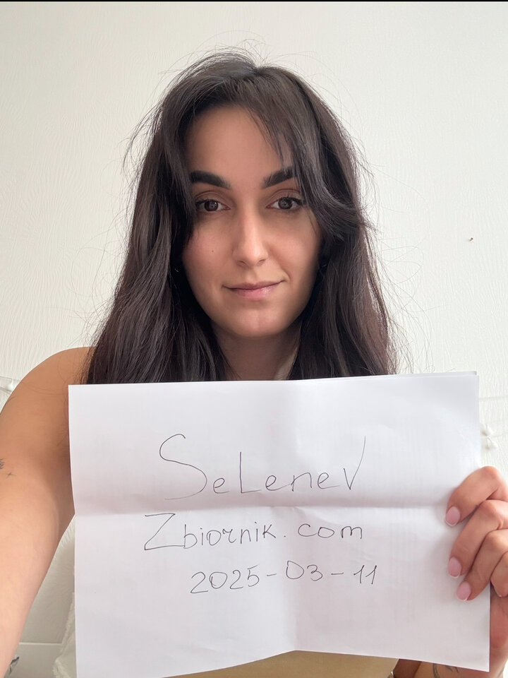 IMG_7739.jpg - SeleneV