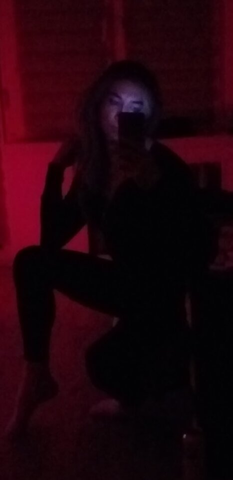 Screenshot_20250312-011346_Photos.jpg - Vikaacdn