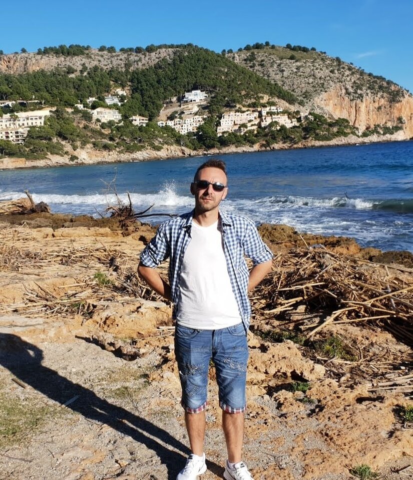 7ddfac35-02c8-4391-ab27-efdaf5345cfb-1_all_6117.jpg - DenissQ