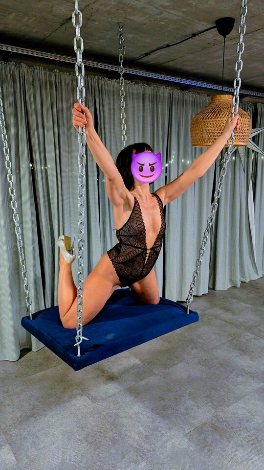 Play with me .jpg - 2live4pleasure