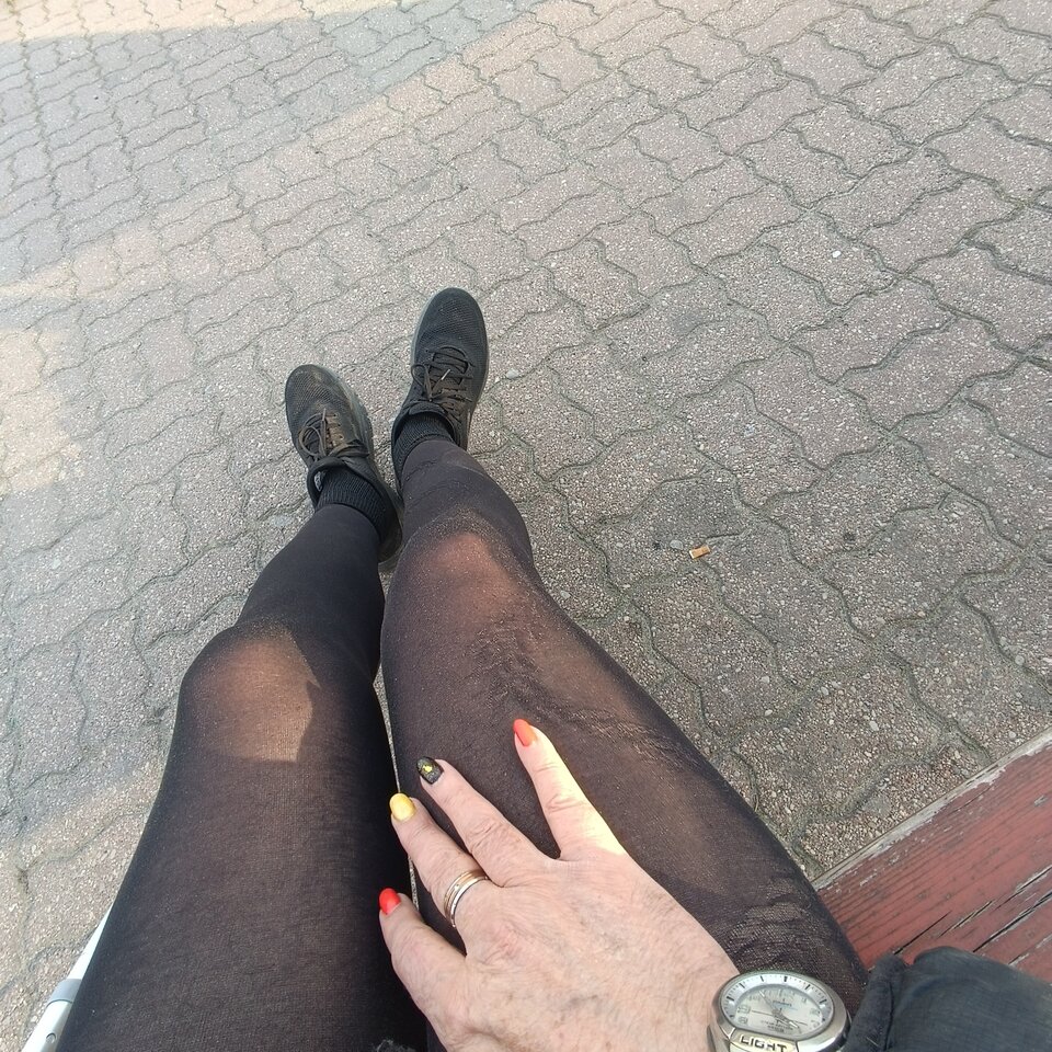 Na rynku pewnego miasta.... - Gregorja