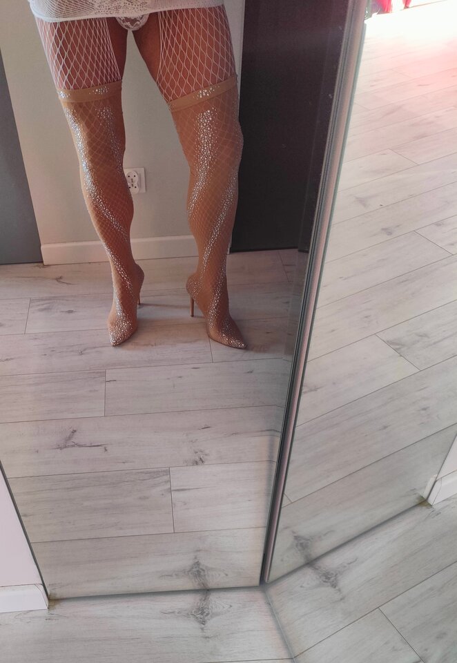 1000005662.jpg - paulstarkface