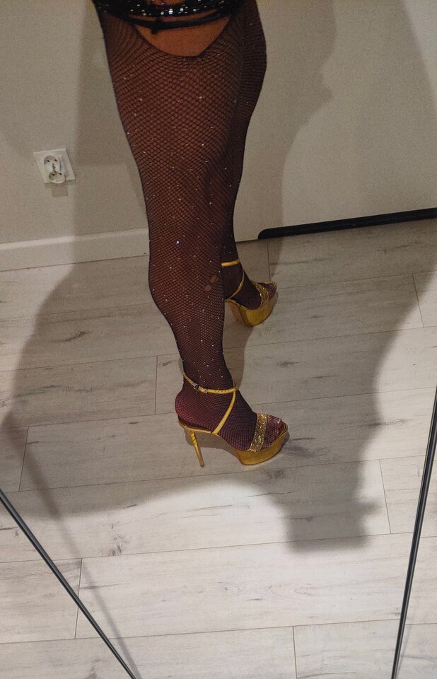 1000005652.jpg - paulstarkface