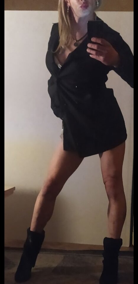 Screenshot_20250315-205401_Gallery.jpg - Vikaacdn