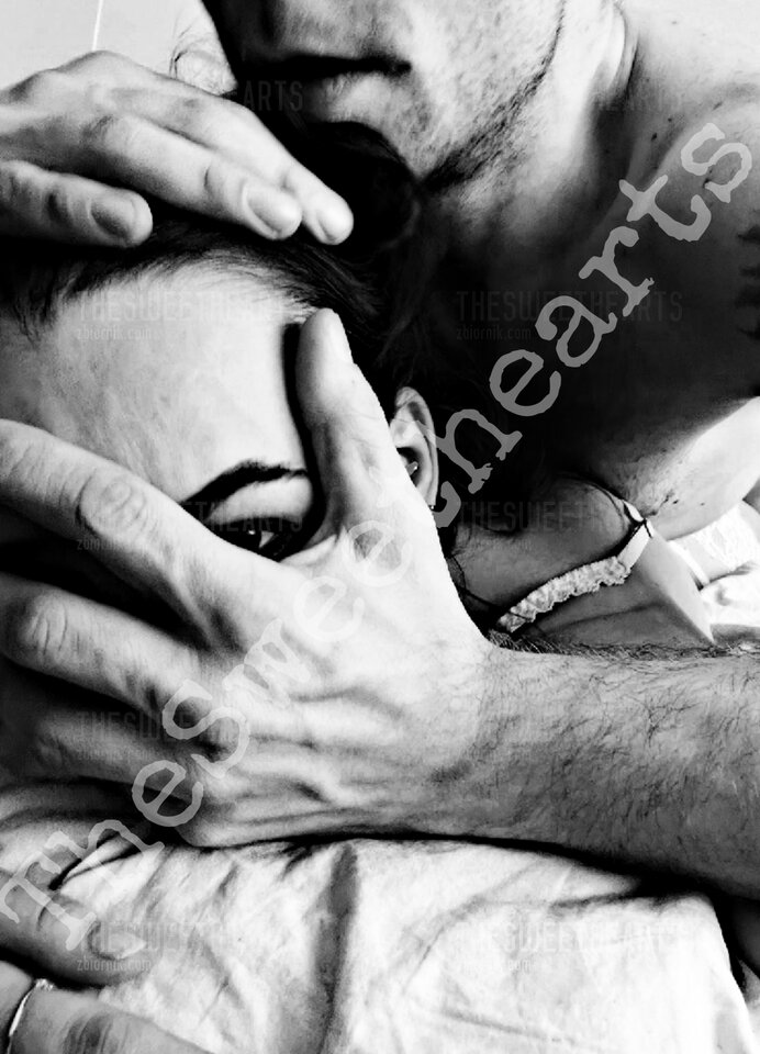 Picsart_25-03-17_22-58-47-882.jpg - TheSweethearts