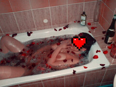 Kocham moje ciało i to ile przyjemności daje...