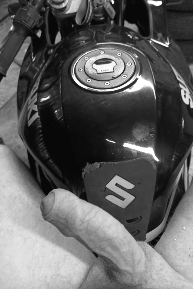 A Może By Się Gdzieś Wybrać Po Pracy Na Motor 🤔 - MadamandViking