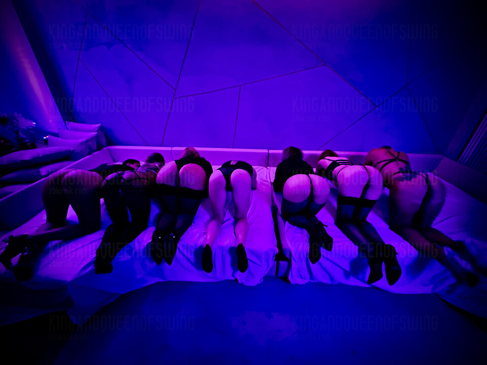 Apartamentowy Gang Bang - KingAndQueenOfSwing