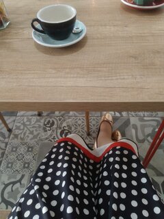 Coleżanka zaprosiła mnie na kawę