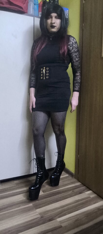 1000004363.jpg - Adriennecross