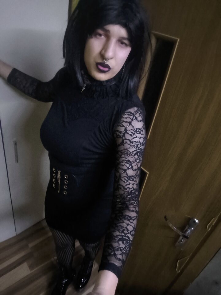 1000004348.jpg - Adriennecross