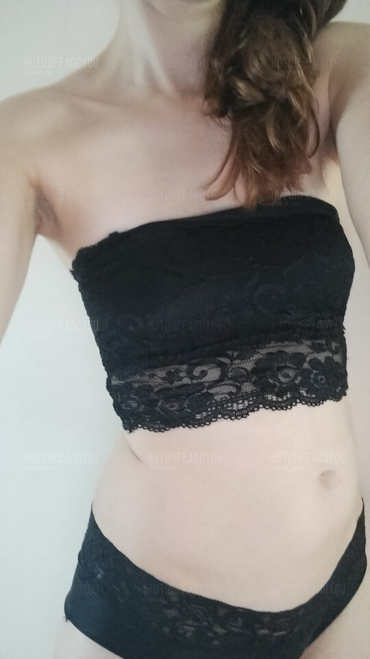 Tak na dzień dobry - HotWifeAndYou