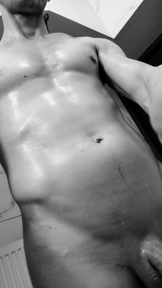 1000000693.jpg - Blaskmail