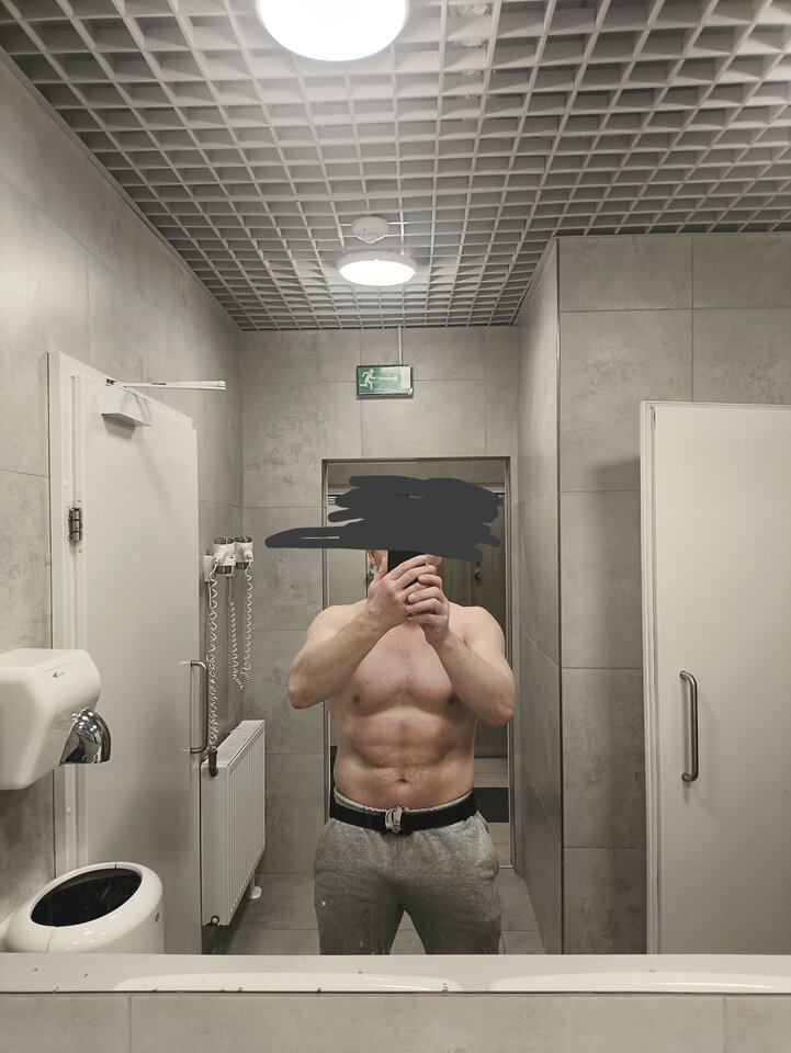 1000008110.jpg - Andregit