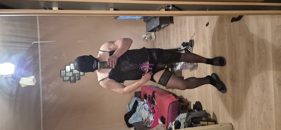 1000005185.jpg - Pass323