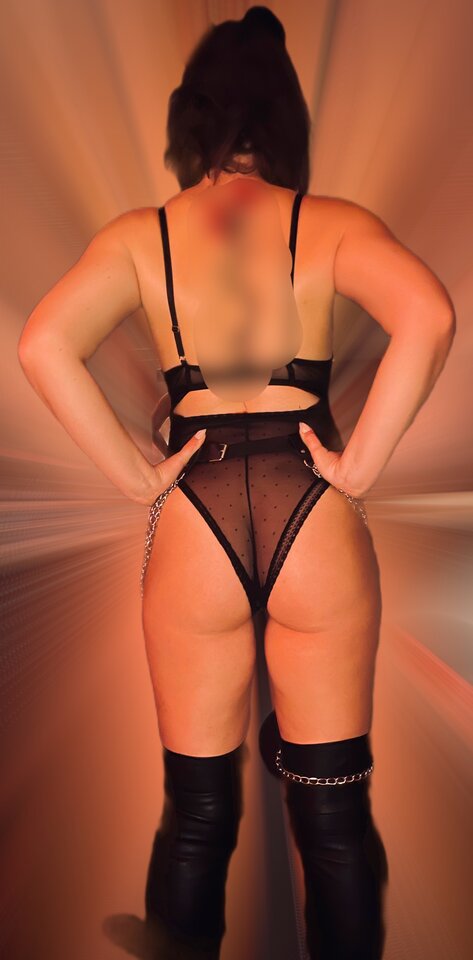 Blur-30032025-07.jpeg - 4realonly