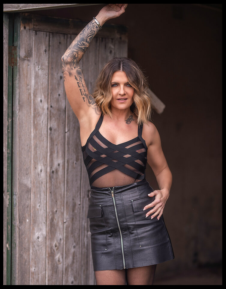 167m.jpg - metalcfcouple