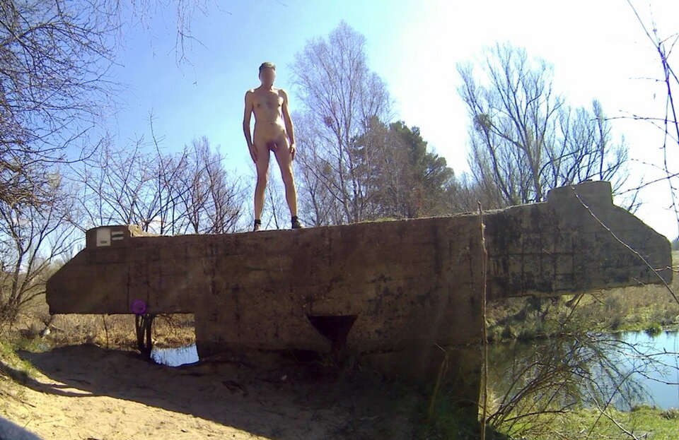 ŚWIERKLANIEC - ruiny mostu 20250404_1002.mp4_snapshot_02.19.143 - Krzysztof_cfnm