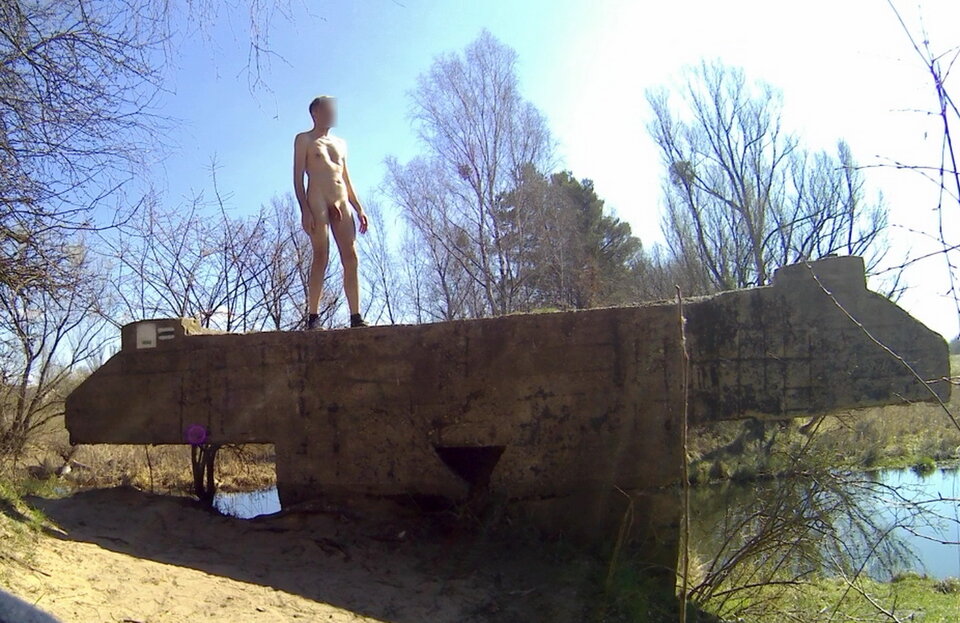 ŚWIERKLANIEC - ruiny mostu 20250404_1002.mp4_snapshot_02.22.512 - Krzysztof_cfnm