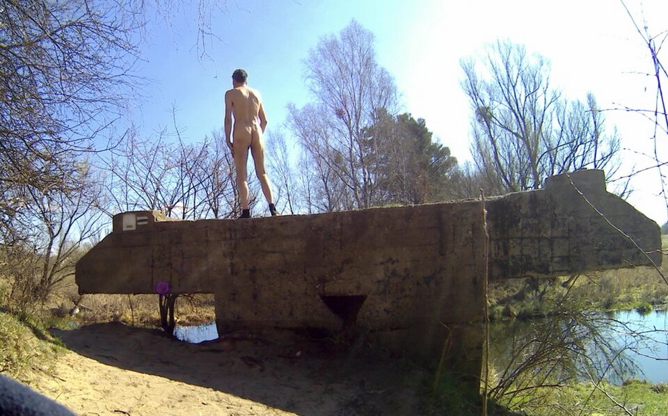 ŚWIERKLANIEC - ruiny mostu 20250404_1002.mp4_snapshot_02.27.687 - Krzysztof_cfnm