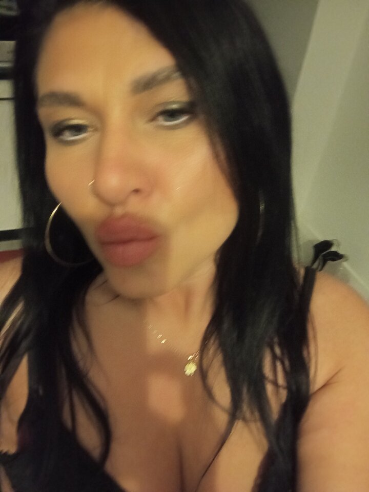 1000022363.jpg - m2022