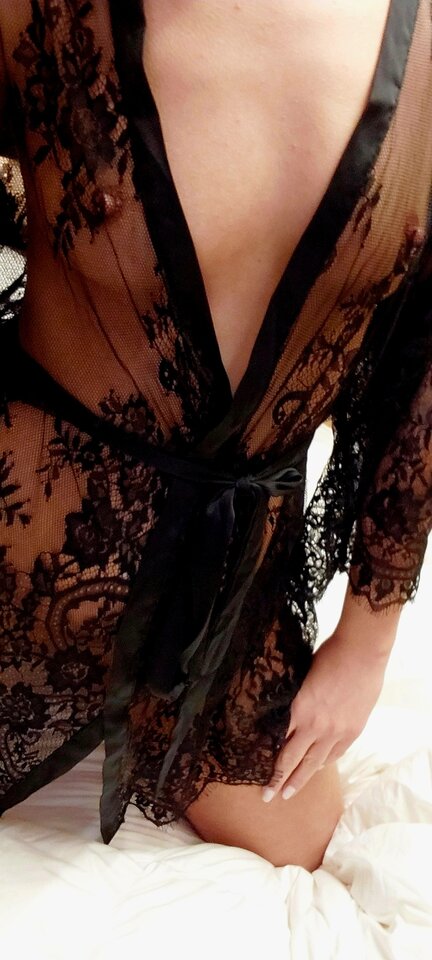 Czarny szlafroczek.jpg - PerfectWoman