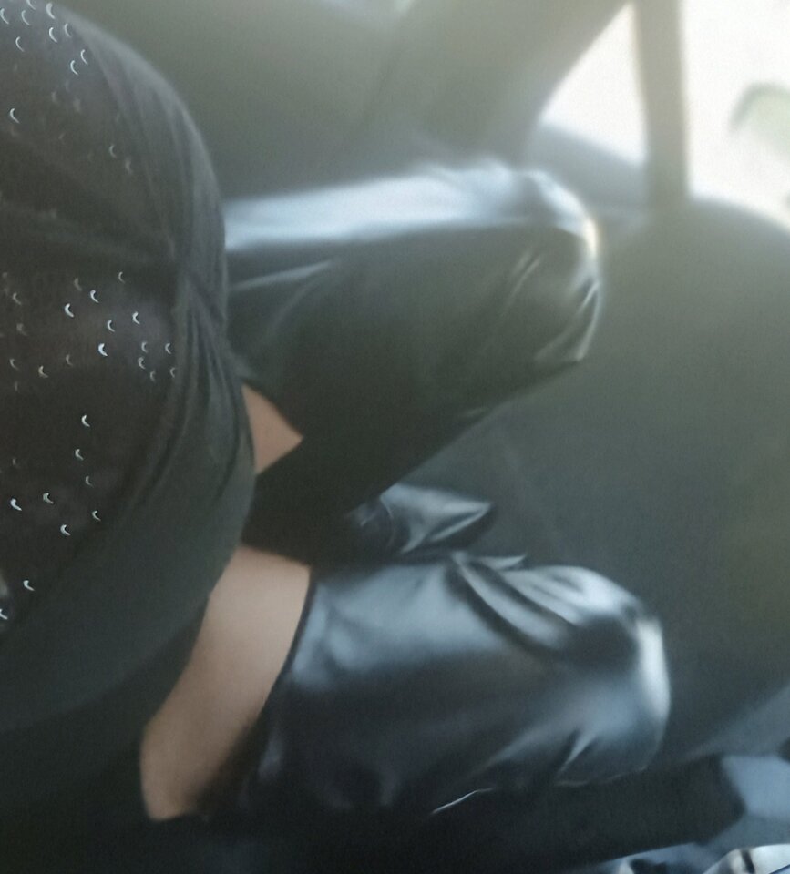 1000008157.jpg - paulstarkface