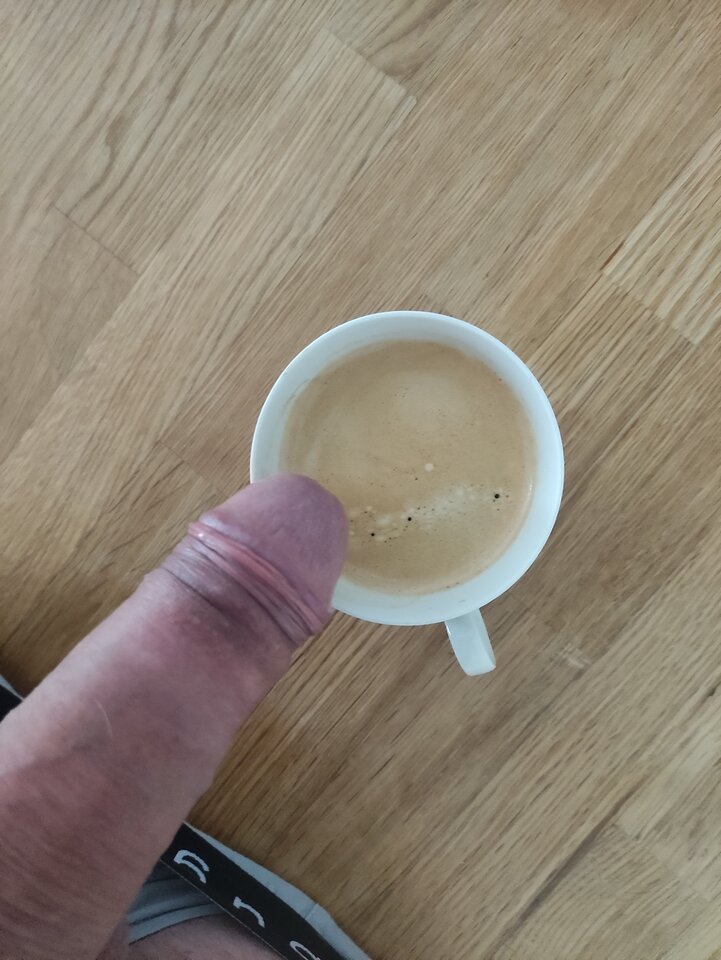 Pysznej niedzielnej porannej kawy Wam życzę😍😍 - ONpozamiata