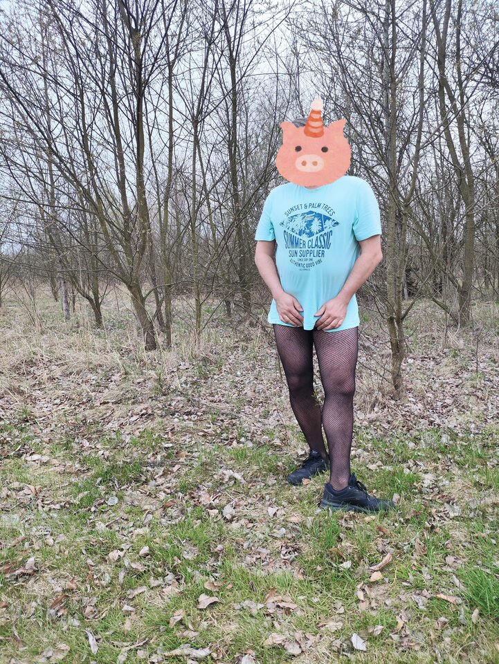 1000009555.jpg - SimonaCross