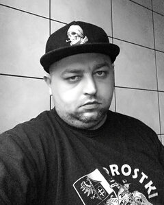 IMG_20250415_200956.jpg