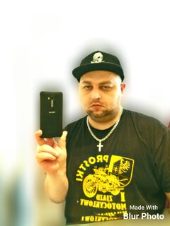 BlurPhoto1744907758517.jpg