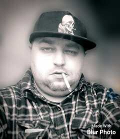 BlurPhoto1744907943800.jpg