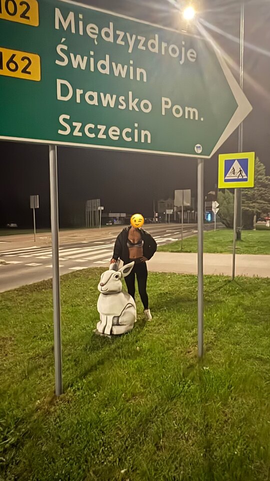 IMG_1372.jpeg - Luna2022