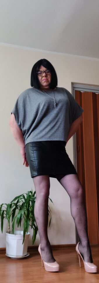 1a7c7512-2c0b-4949-acd1-cf7b57a67771-1_all_1187.jpg - Anita74tv