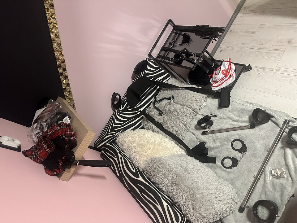 Pokój nr. 2? Który byś wybrała?  - ChetnyKutasek9002