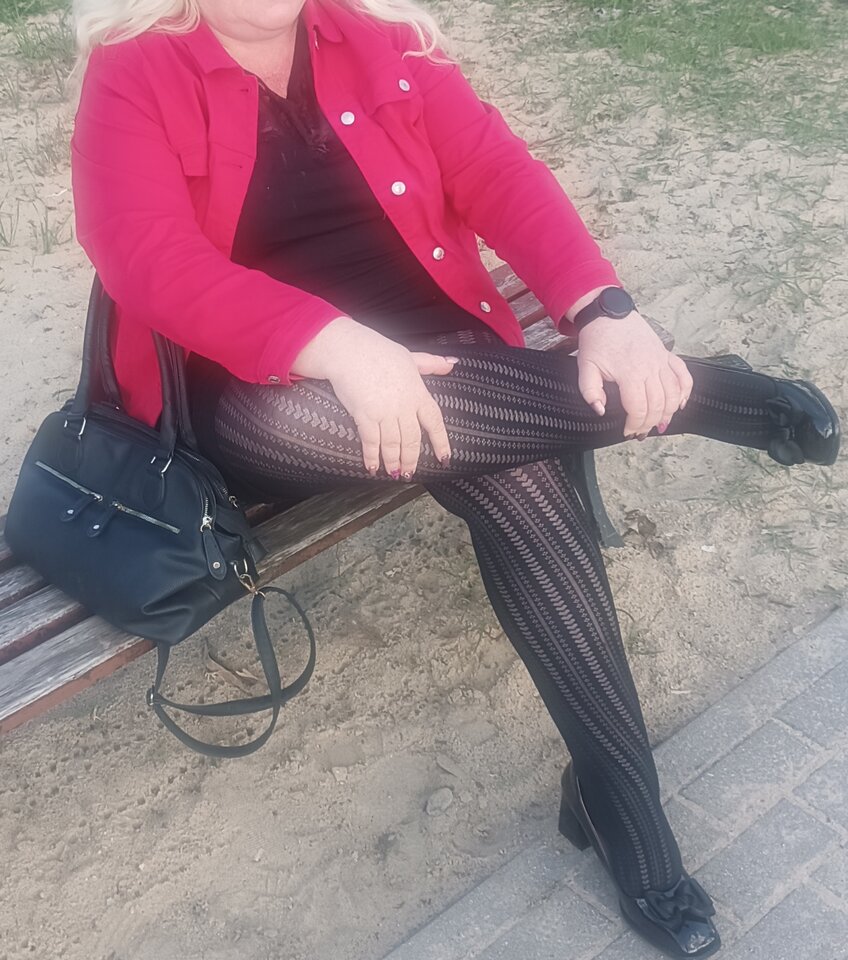 Na świątecznym spacerze 👄 - Zona_lubi_przy_mezu
