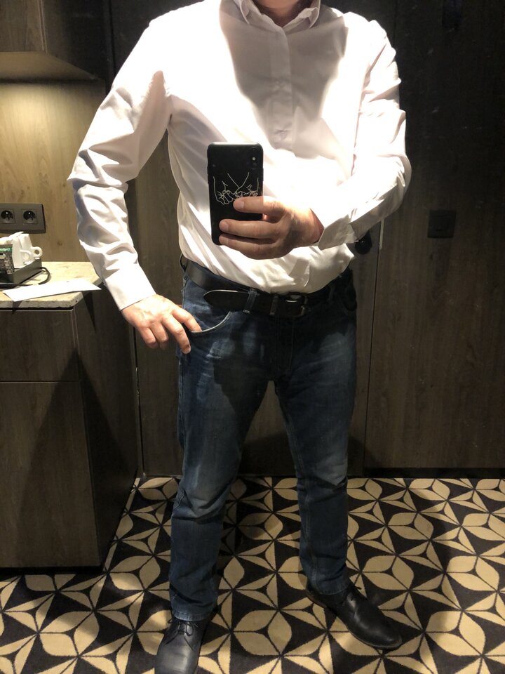 Jest hotel i biała koszula….będzie (się) działo - Bezniku12