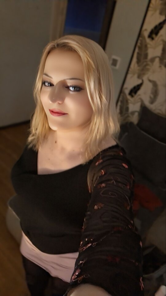 1000004313.jpg - LonaXXX