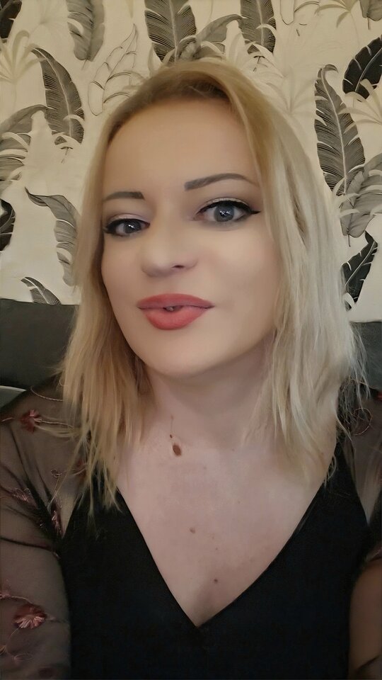 1000004316.jpg - LonaXXX