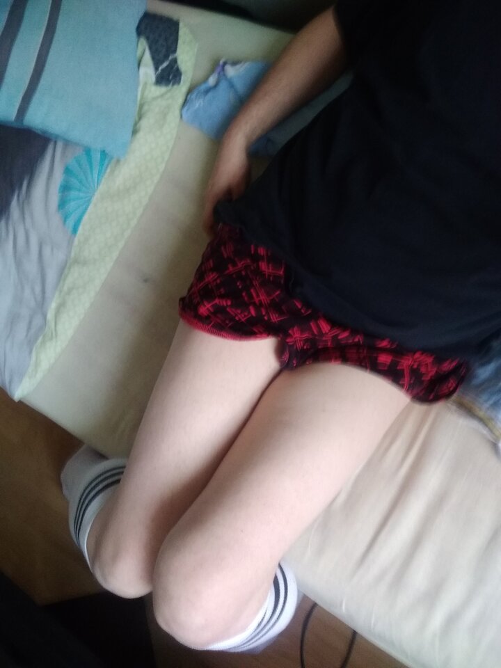 IMG_20250425_155314121_BURST000_COVER_TOP.jpg - juliadada