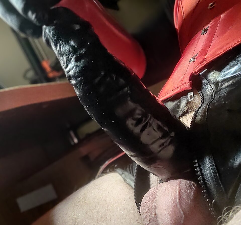 New cock-sleve. - LatexFreak