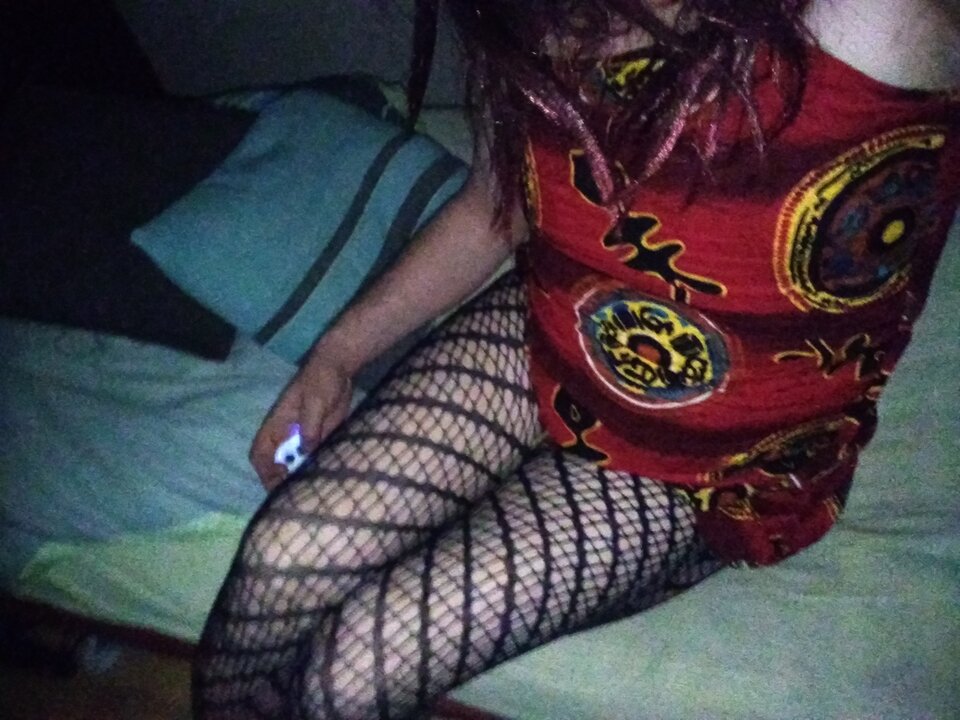 IMG_20250425_233353847_BURST000_COVER_TOP.jpg - juliadada